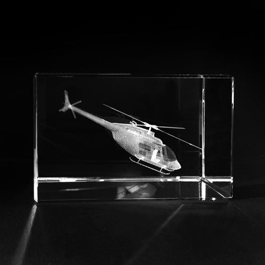 3D Lasergravur. Hubschrauber in 3D Glas gelasert