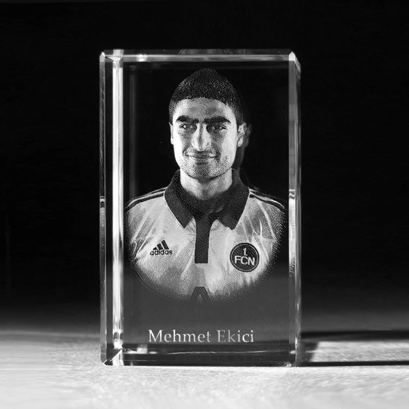 3D Portrait Laser Foto in Glas. Ihr Foto vom Gesicht als 3D Glasfoto 855