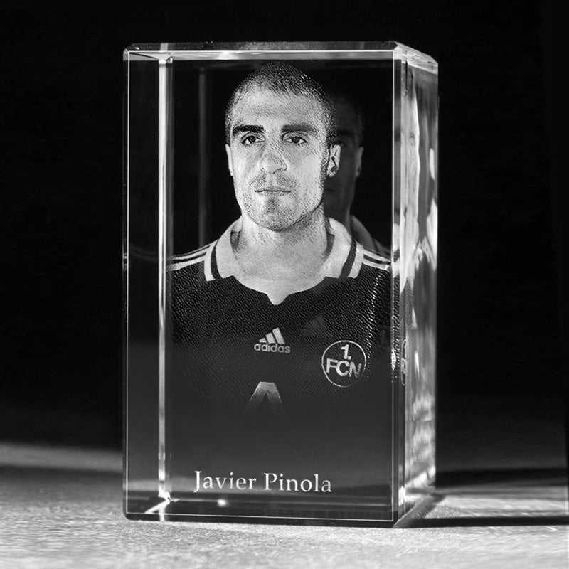 3D Laser Foto. Kristall Portrait von Ihrem Gesicht in Glas gelasert