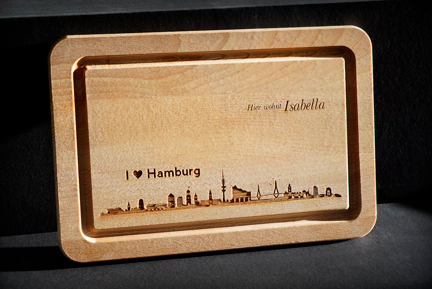 Schneidbrett Buche (29x19,5cm) mit Saftrille und Skyline Lasergravur