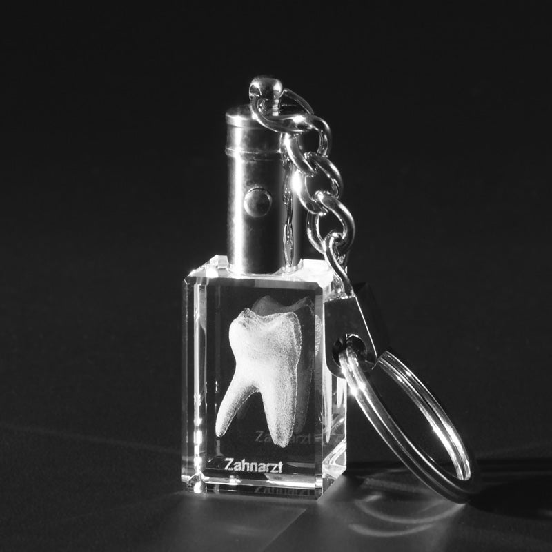 LED Schlüsselanhänger mit 3D Molarzahn. 3D Glasmotive Zahnmedizin